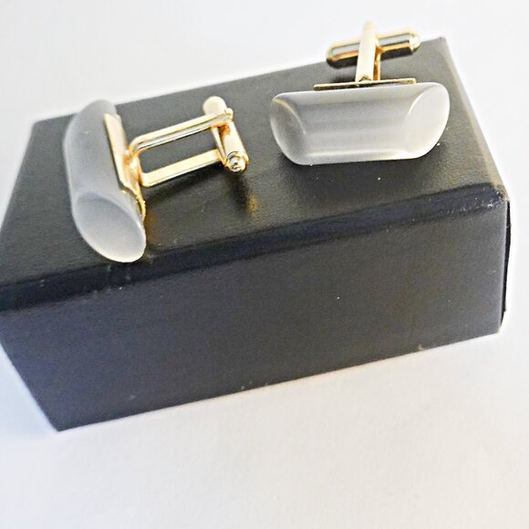 Gray Moonglow Lucite Cufflinks - Picture 2 of 2